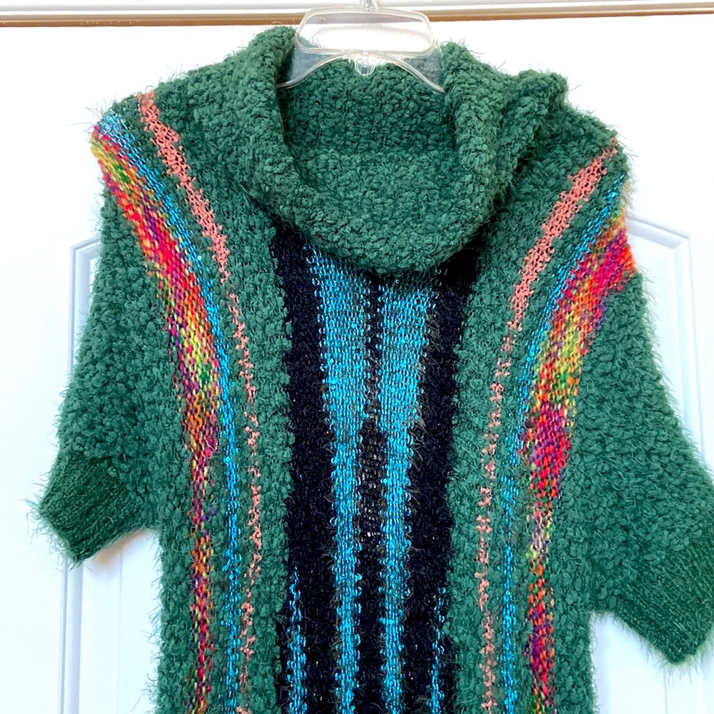 🆕 Beautiful Green sweater dress in size M